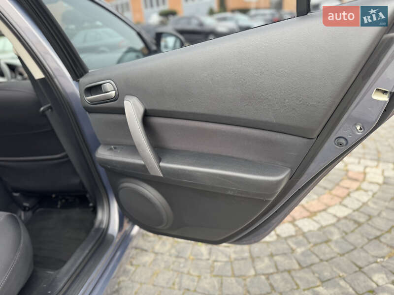 Универсал Mazda 6 2009 в Луцке