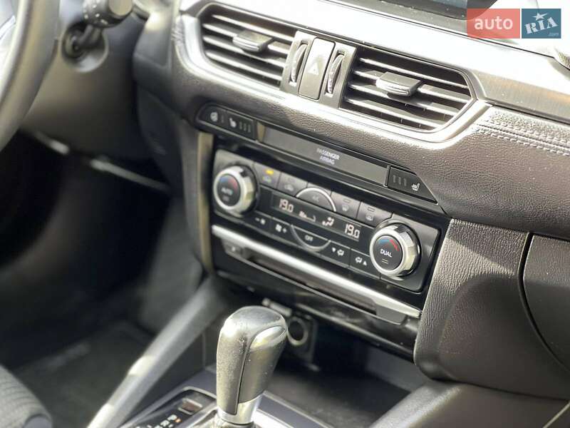 Универсал Mazda 6 2017 в Ровно