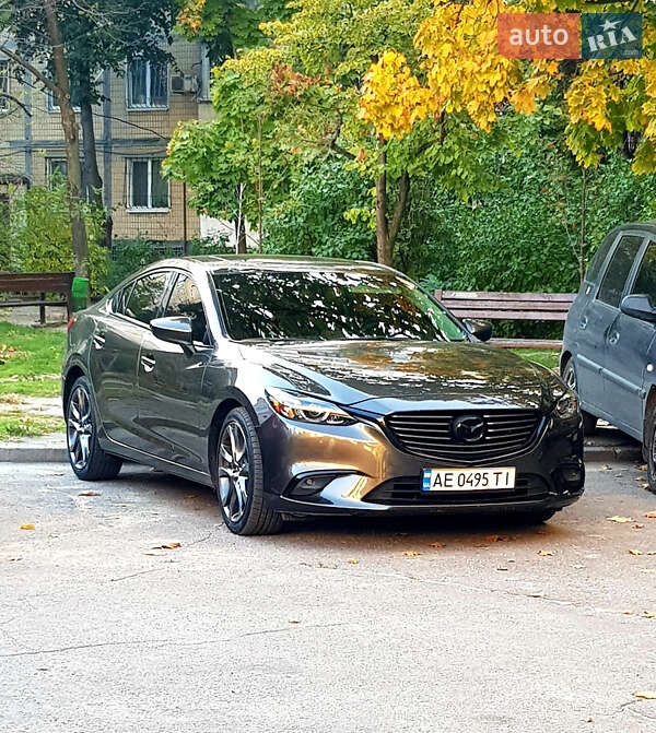 Седан Mazda 6 2015 в Днепре