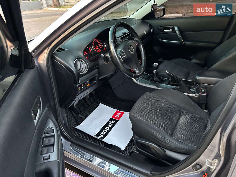 Седан Mazda 6 2005 в Запорожье