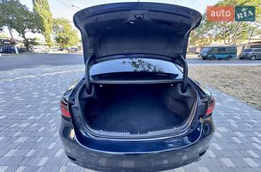 Седан Mazda 6 2018 в 