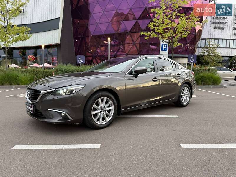 Седан Mazda 6 2015 в Киеве