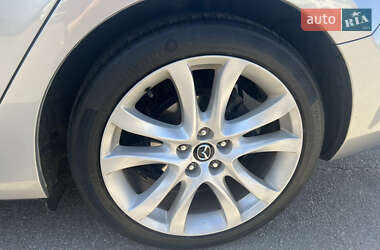 Седан Mazda 6 2014 в 