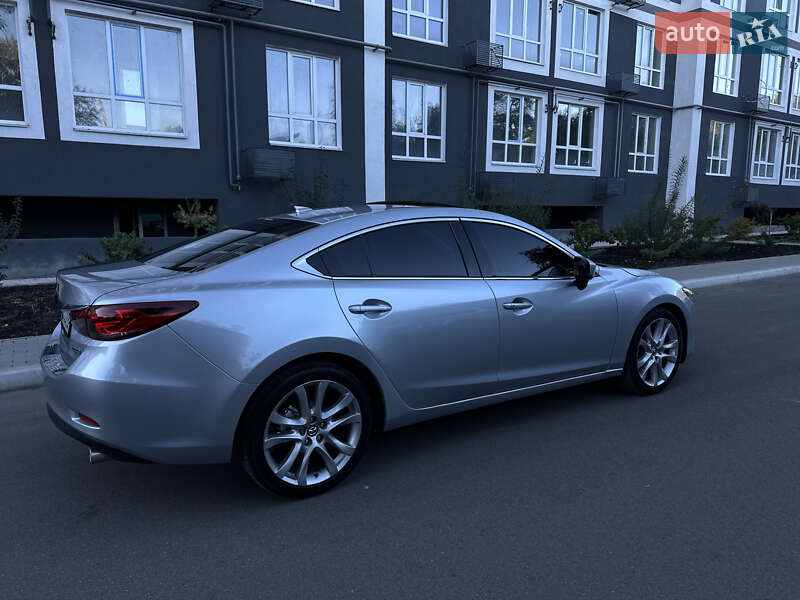 Седан Mazda 6 2016 в Киеве