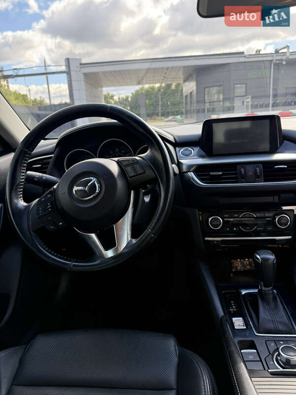 Седан Mazda 6 2016 в Полтаве