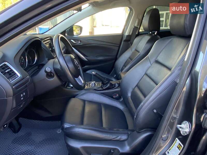 Седан Mazda 6 2014 в Николаеве