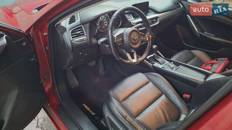 Седан Mazda 6 2017 в Николаеве