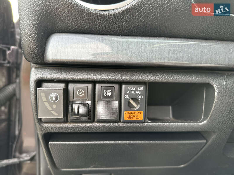 Седан Mazda 6 2006 в Жовкве