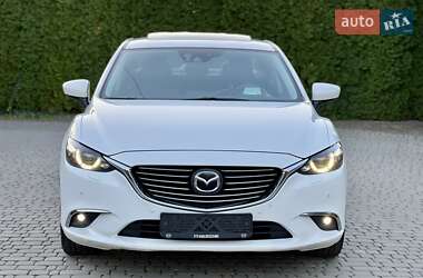 Седан Mazda 6 2015 в 