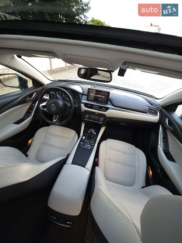 Седан Mazda 6 2015 в Ивано-Франковске