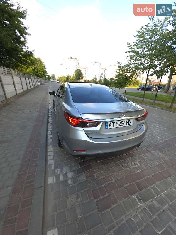 Седан Mazda 6 2015 в Ивано-Франковске
