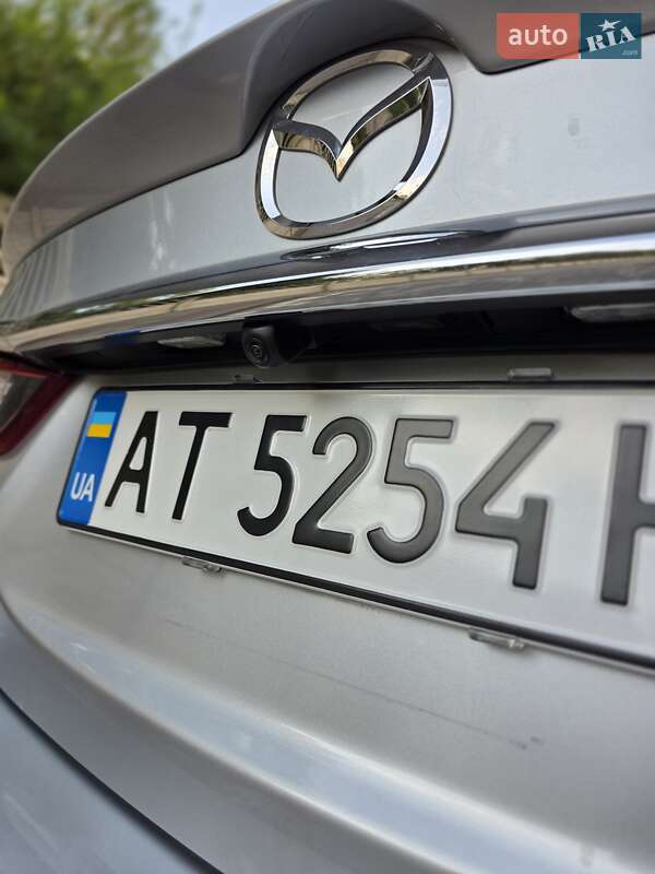 Седан Mazda 6 2015 в Ивано-Франковске