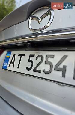 Седан Mazda 6 2015 в 