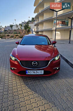 Седан Mazda 6 2015 в 
