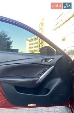 Седан Mazda 6 2015 в 