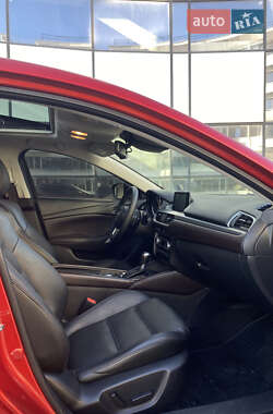 Седан Mazda 6 2015 в 