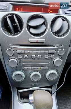 Седан Mazda 6 2004 в 