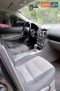 Седан Mazda 6 2004 в 