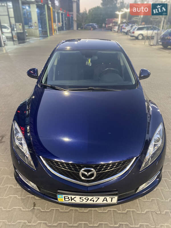 Седан Mazda 6 2009 в Ровно