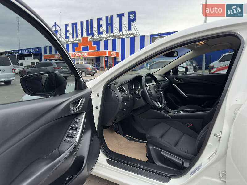 Седан Mazda 6 2017 в Прилуках
