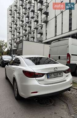 Седан Mazda 6 2015 в 