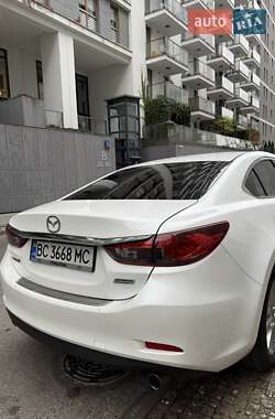 Седан Mazda 6 2015 в 