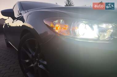 Седан Mazda 6 2016 в 