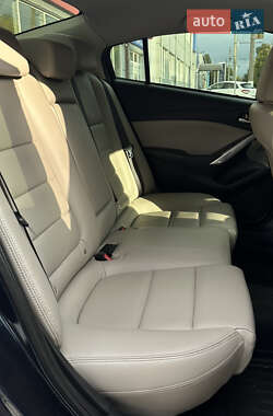 Седан Mazda 6 2017 в 