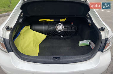 Лифтбек Mazda 6 2010 в 