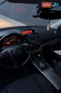 Седан Mazda 6 2010 в 