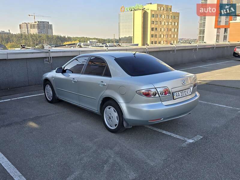Седан Mazda 6 2003 в Киеве