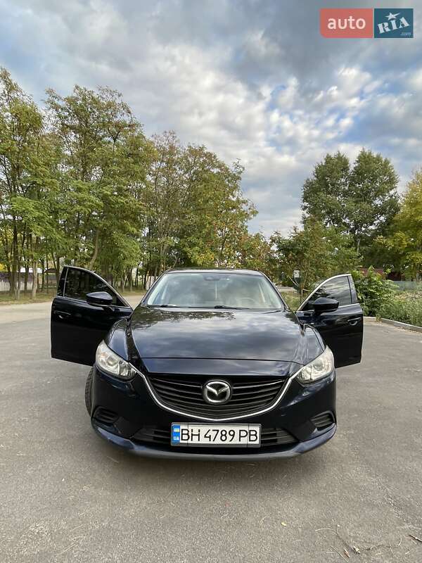 Седан Mazda 6 2016 в Днепре