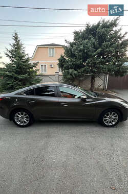 Седан Mazda 6 2015 в 