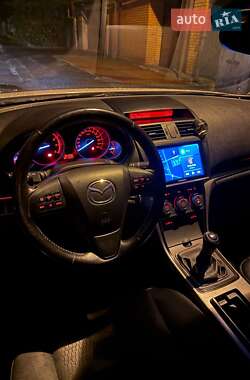 Седан Mazda 6 2010 в 