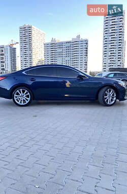 Седан Mazda 6 2015 в 