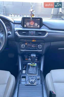 Седан Mazda 6 2015 в 