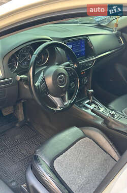 Седан Mazda 6 2013 в 