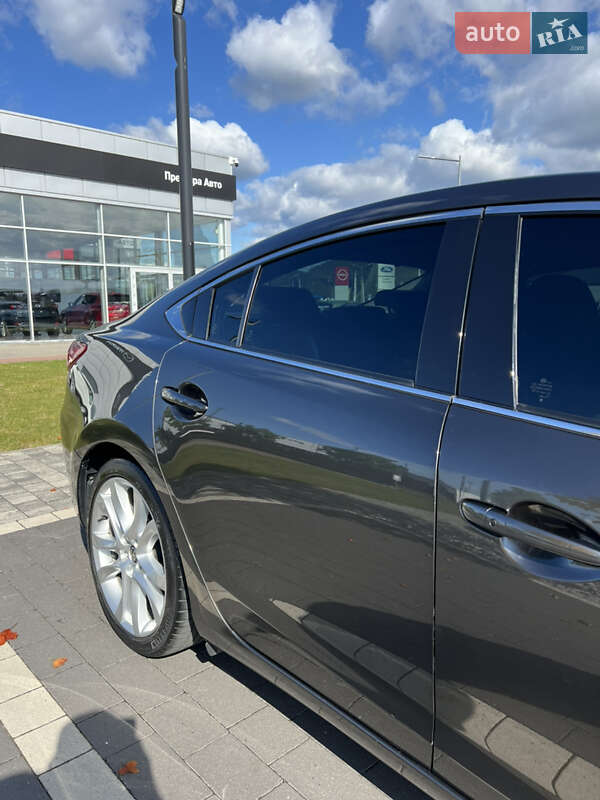 Седан Mazda 6 2016 в Мукачево