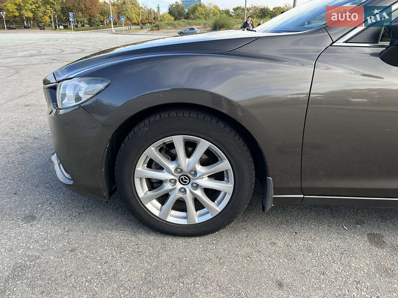 Седан Mazda 6 2015 в Запоріжжі