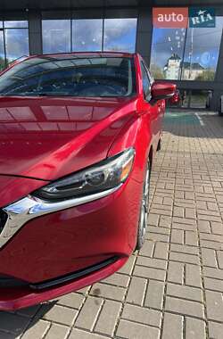 Седан Mazda 6 2018 в 