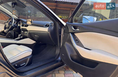 Седан Mazda 6 2017 в 