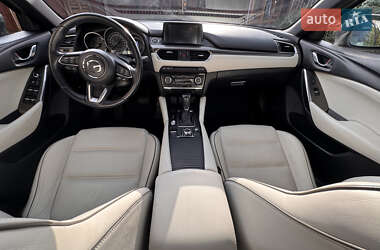 Седан Mazda 6 2017 в 