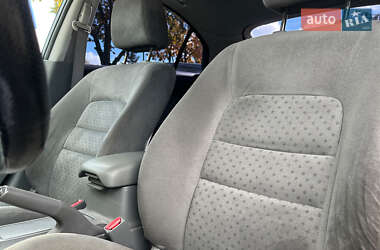 Лифтбек Mazda 6 2002 в 