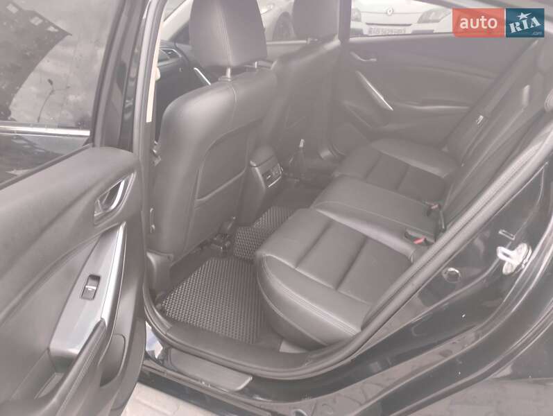 Седан Mazda 6 2016 в Киеве