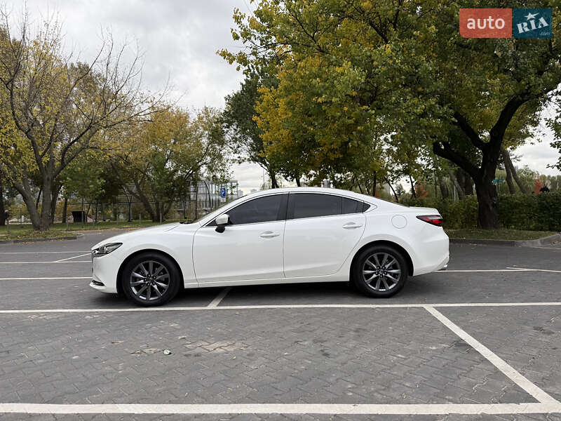 Седан Mazda 6 2018 в Киеве