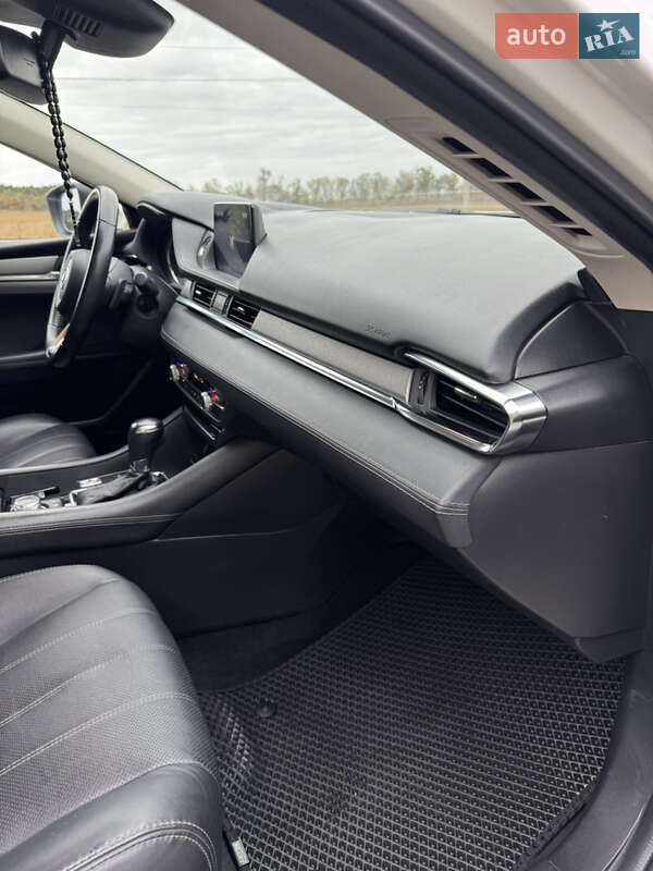 Седан Mazda 6 2019 в Черкасах