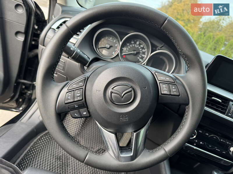 Седан Mazda 6 2016 в Киеве