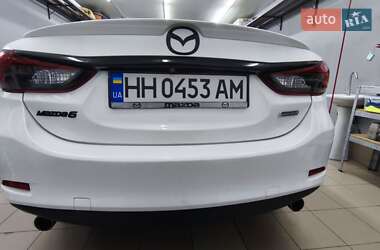 Седан Mazda 6 2015 в 