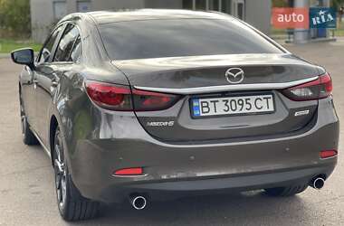 Седан Mazda 6 2016 в  фото 6 Седан Mazda 6 2016 в