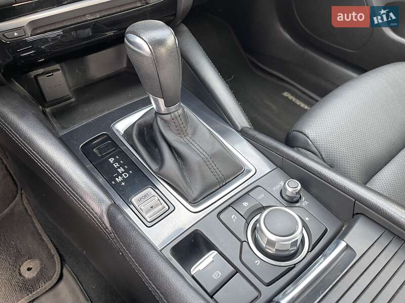 Седан Mazda 6 2016 в Николаеве